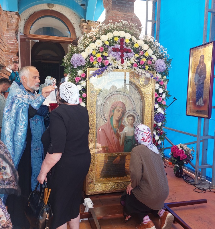 Паломничество в праздник иконы Казанской Божией матери в Коробейниково